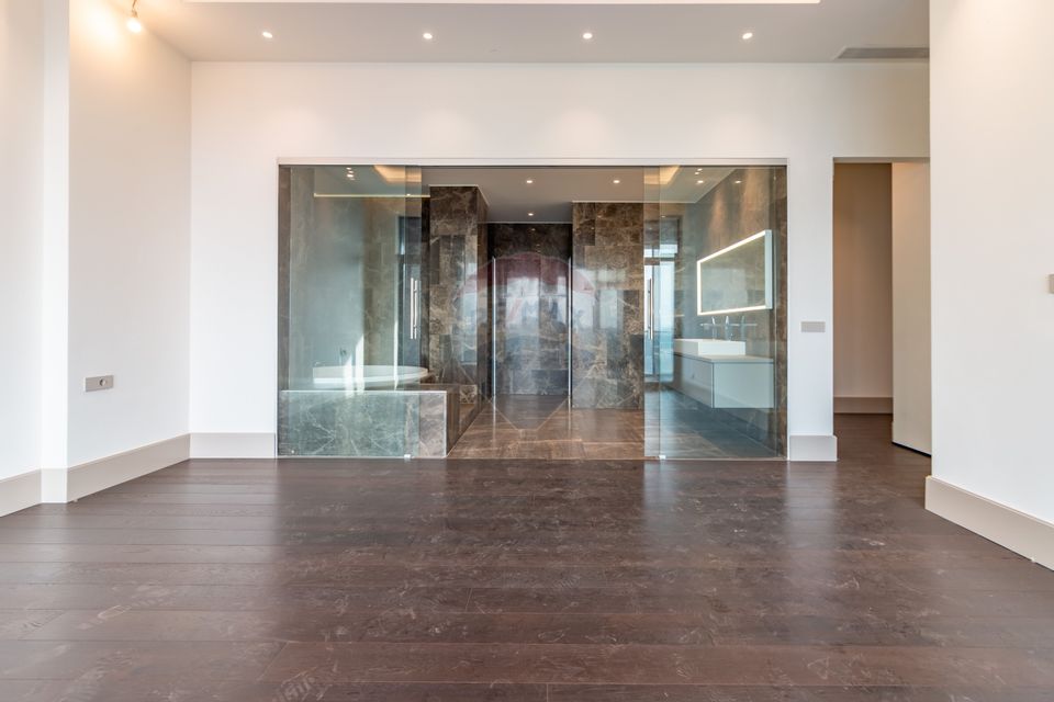 Spectacular penthouse for sale