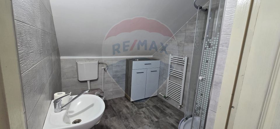 6 room House / Villa for sale