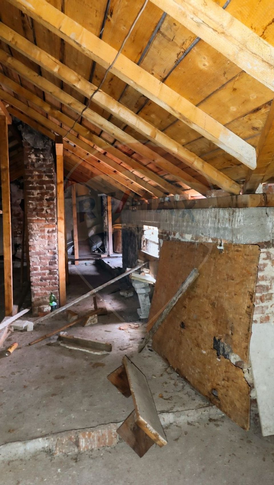 Mansardă 135 mp – oportunitate investiție – Piața Pache Protopopescu 2