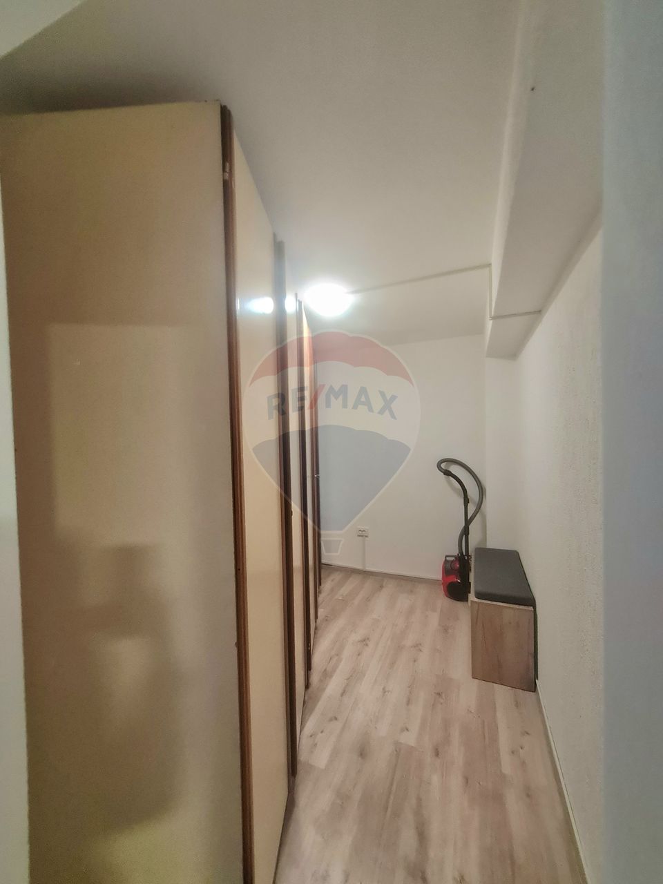 3 room Apartment for rent, Obor area