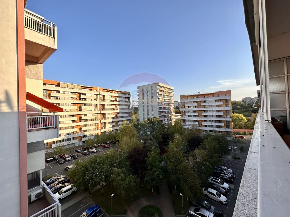 Apartament cu 4 camere de  vanzare în Quadra Residence