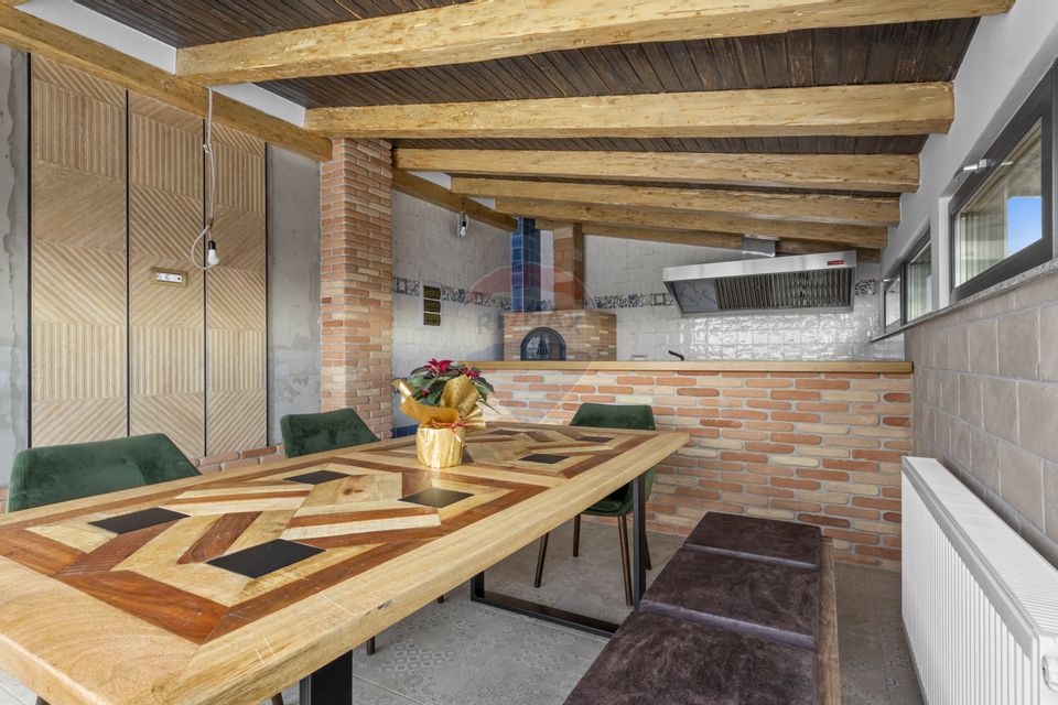 Penthouse unic pe două niveluri - saună și bucătărie exterioară