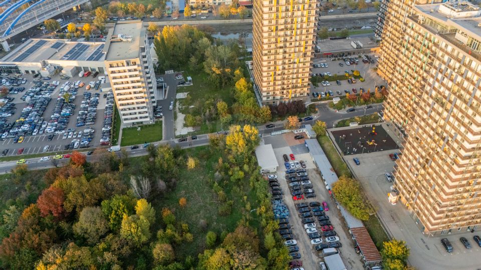 Vanzare Teren 1,800mp Vacaresti-Tinetretului