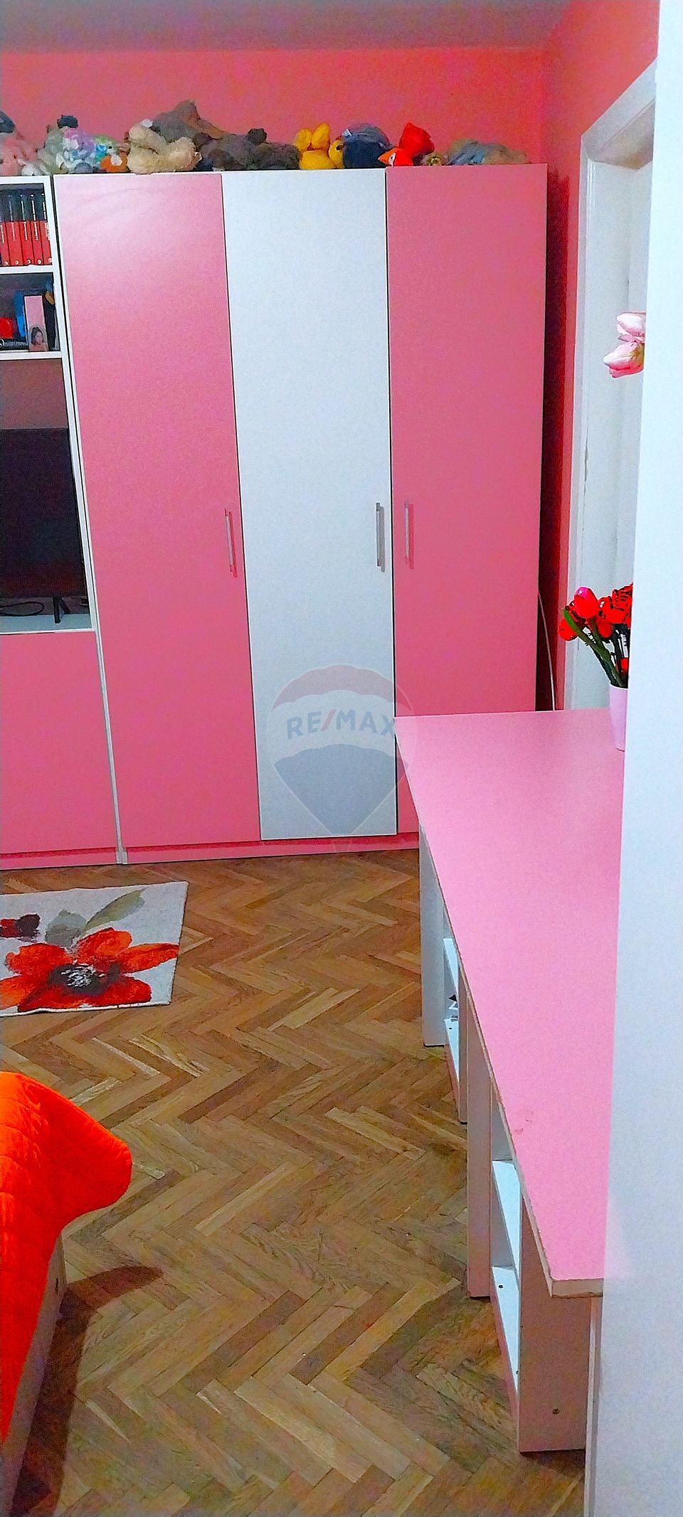 Apartament cu 2 camere de vânzare în zona 1 Mai Insula