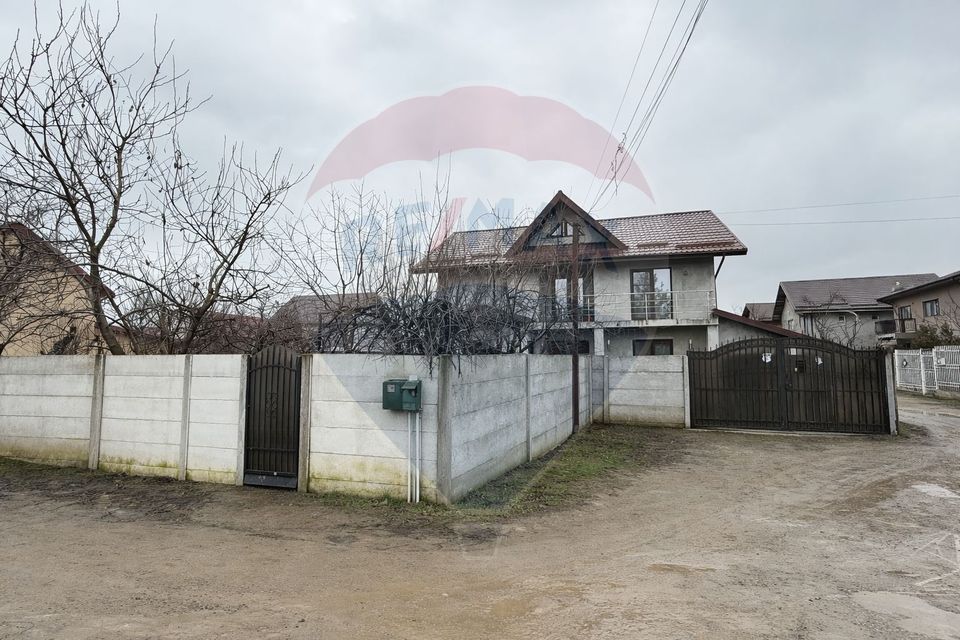 Casă / Vilă cu 5 camere de vânzare Magurele