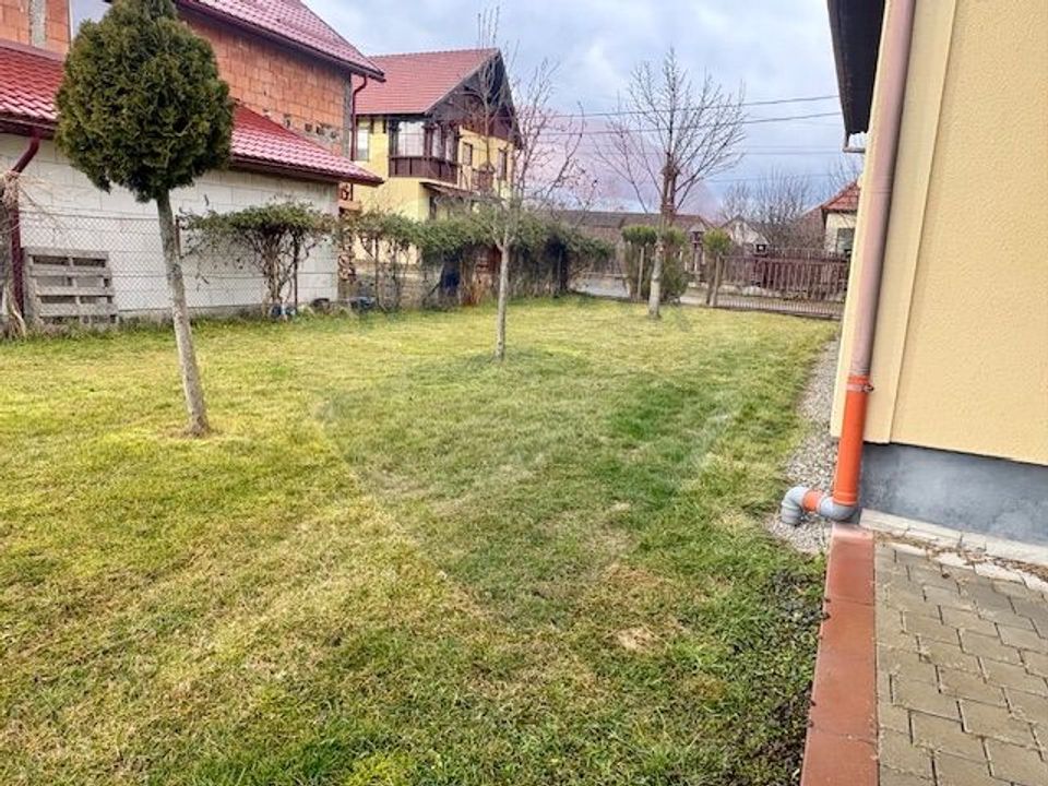 Casă / Vilă cu 6 camere de vânzare