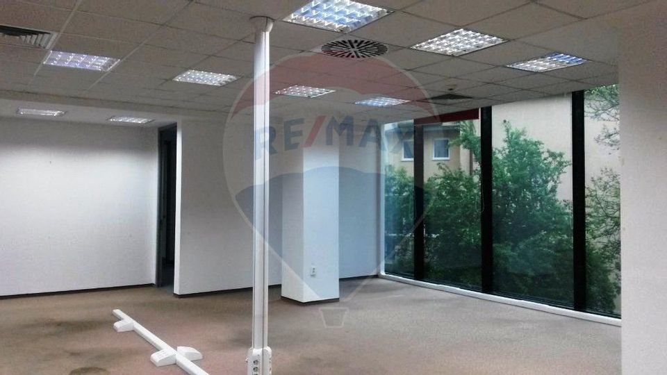 599sq.m Office Space for rent, Central area