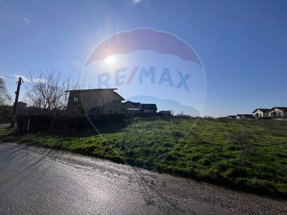 Land 319sqm with AC Berceni / Mamina