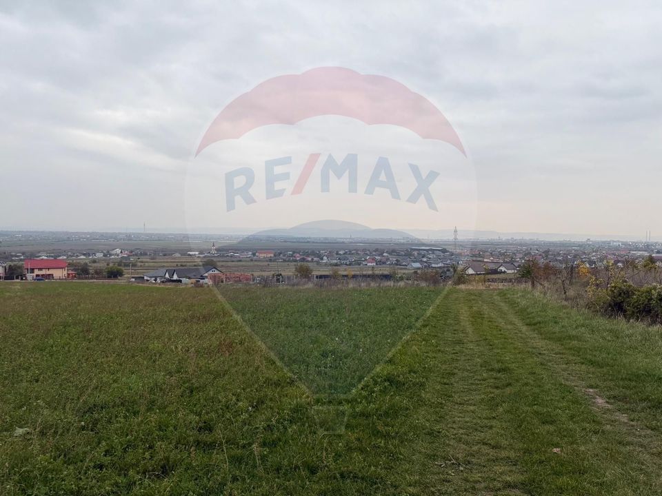 Land 9,900sqm Fantanele (Hemeius) / Strada drumul asfaltat Fantanele