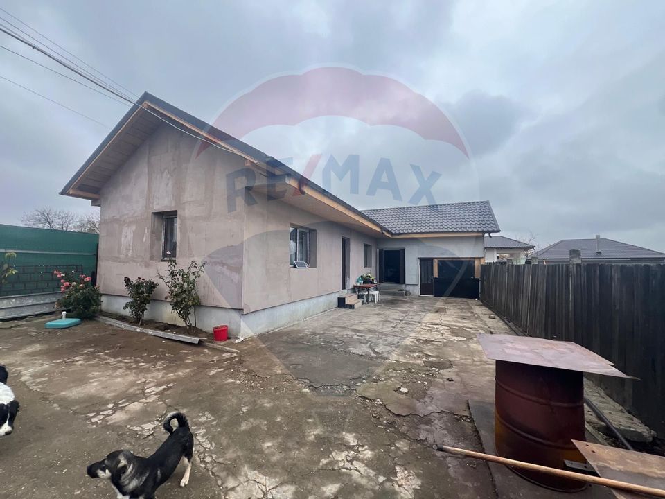 Casă 2 camere Carligele