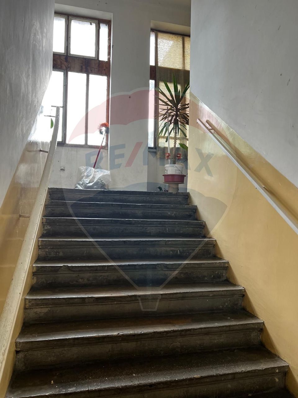 3 room Apartment for sale, Podgoria area