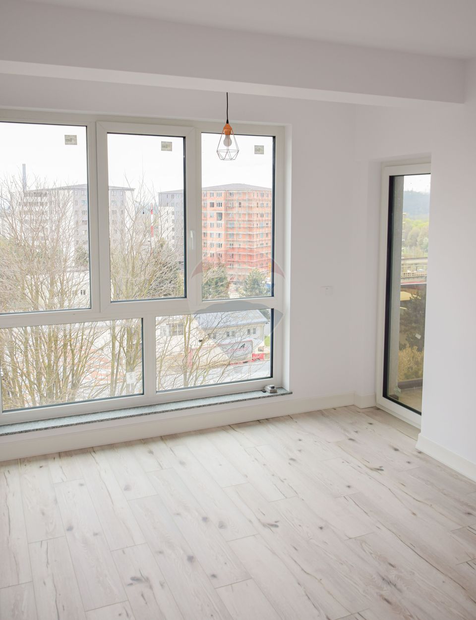 3 room Apartment for sale, Nord-Est area