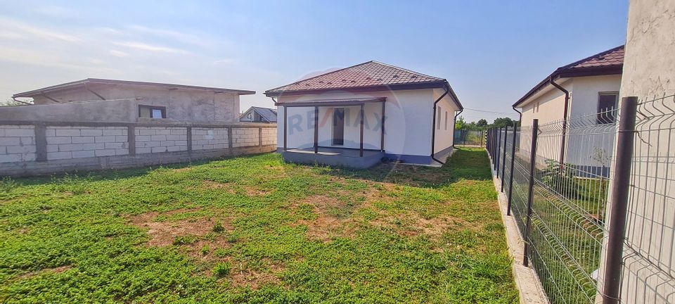 4 room House / Villa for sale