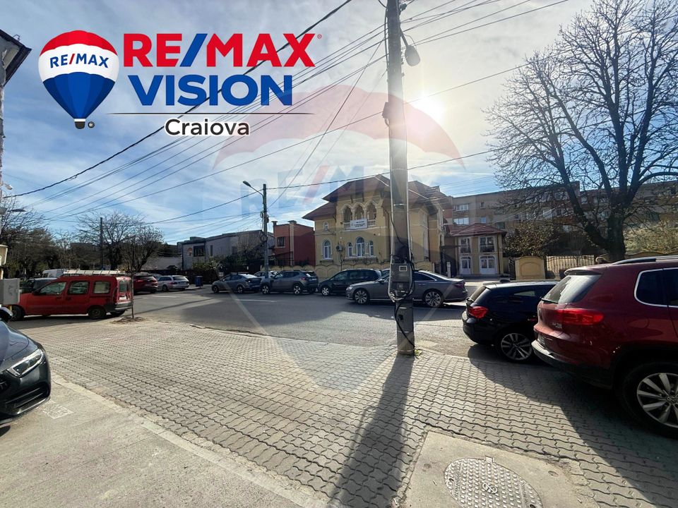 84sq.m Commercial Space for rent, 1 Mai area