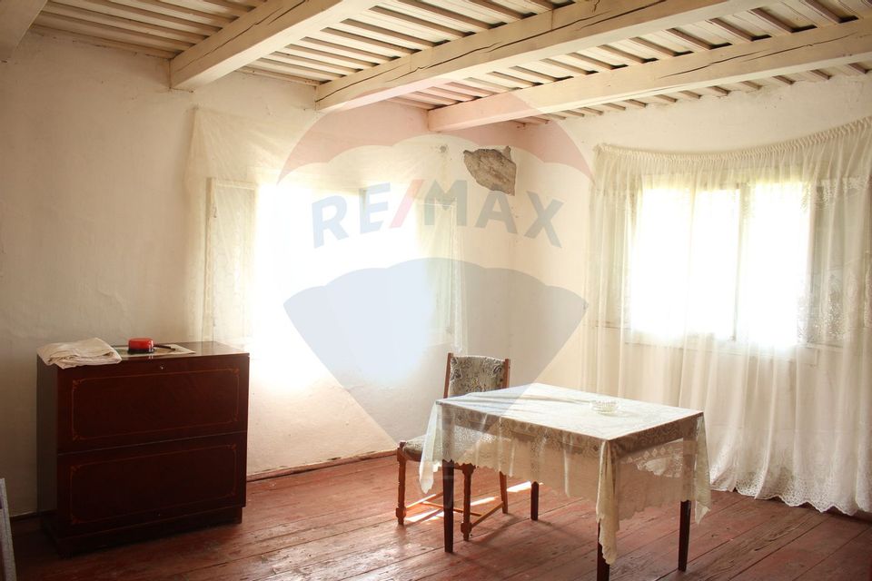 Casă / Vilă cu 2 camere de vânzare