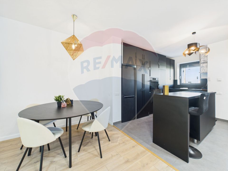 De inchiriat | Casa moderna cu 3 dormitoare si curte | Pipera