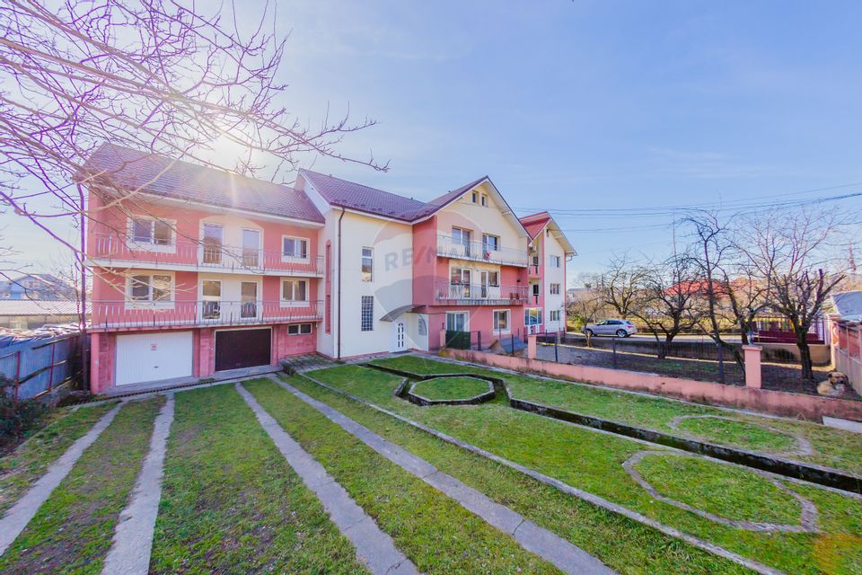 Apartament de vanzare Victoriei, garaj și curte proprie