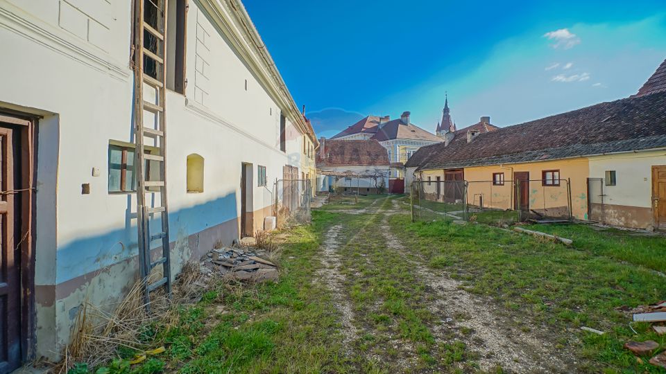 Cristian, locuinta saseasca, curte comuna