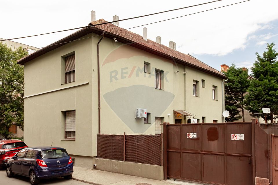 8 room House / Villa for sale, Ultracentral area