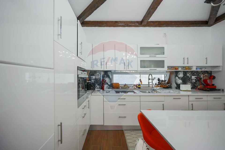 De vânzare Casă tradițională, la doar 20 de minute de Oradea