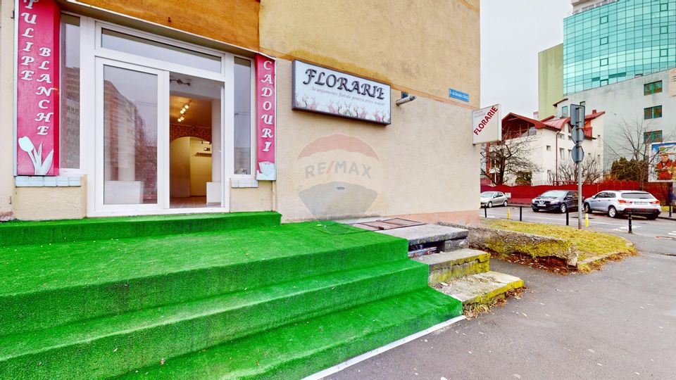 73sq.m Commercial Space for sale, Vlahuta area