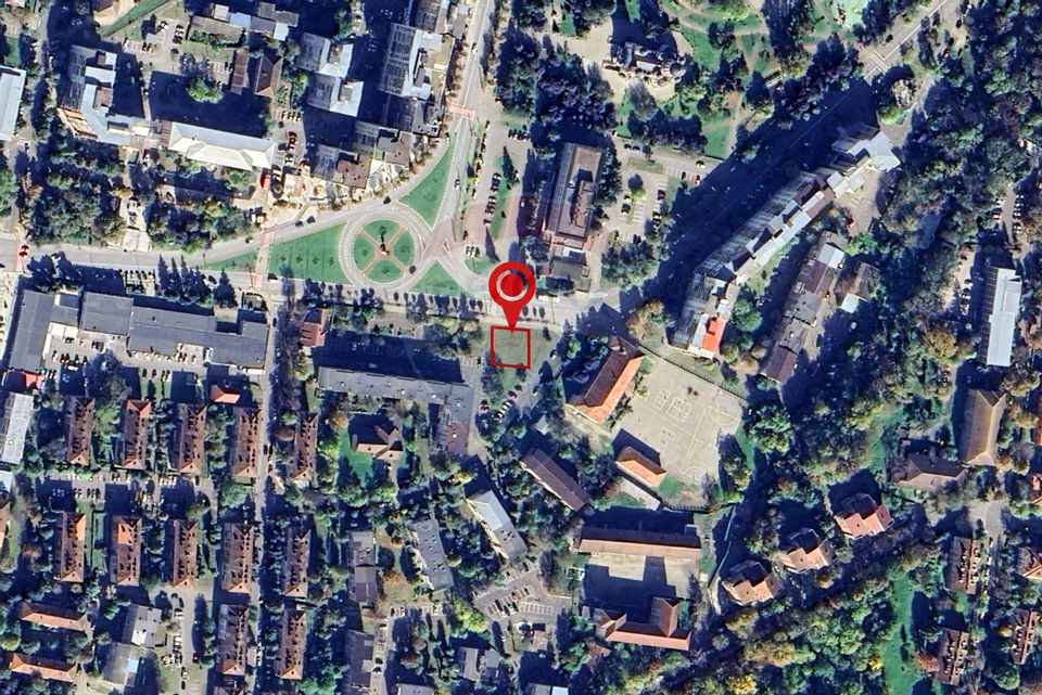 Land 400sqm Hunedoara / Strada Laminatorului