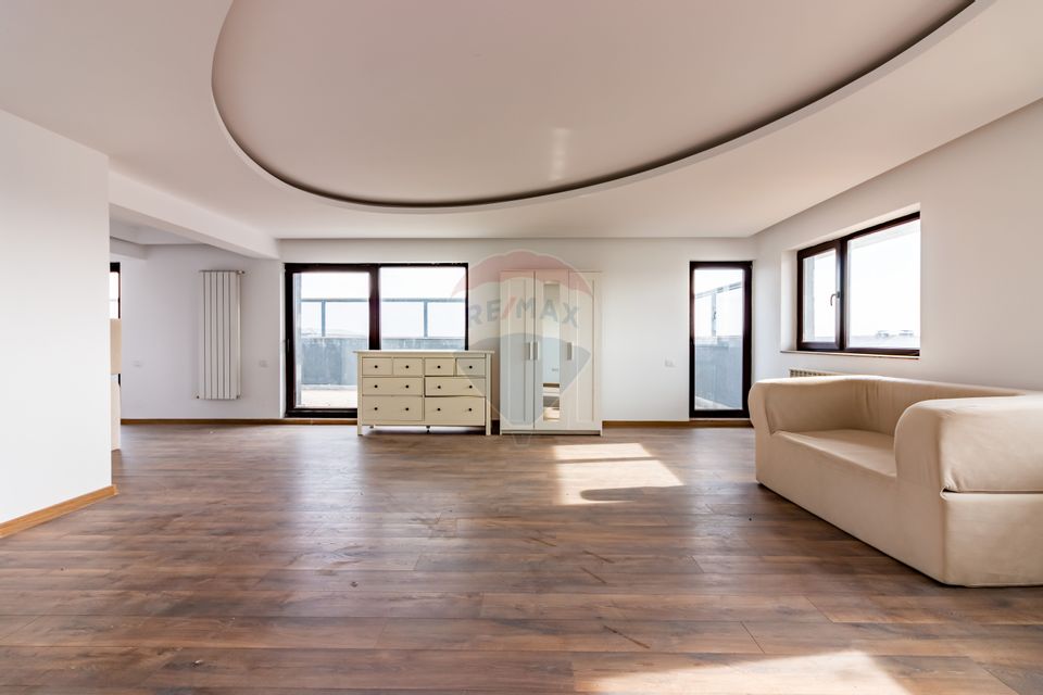 ELEGANT PENTHOUSE WITH 3 rooms and PANORAMIC VIEW