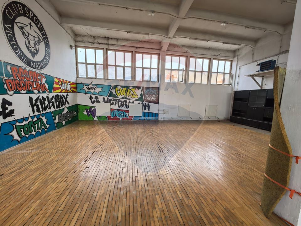 Spațiu de închiriat pt sala dansuri, gimnastica, sala sport -- 220mp