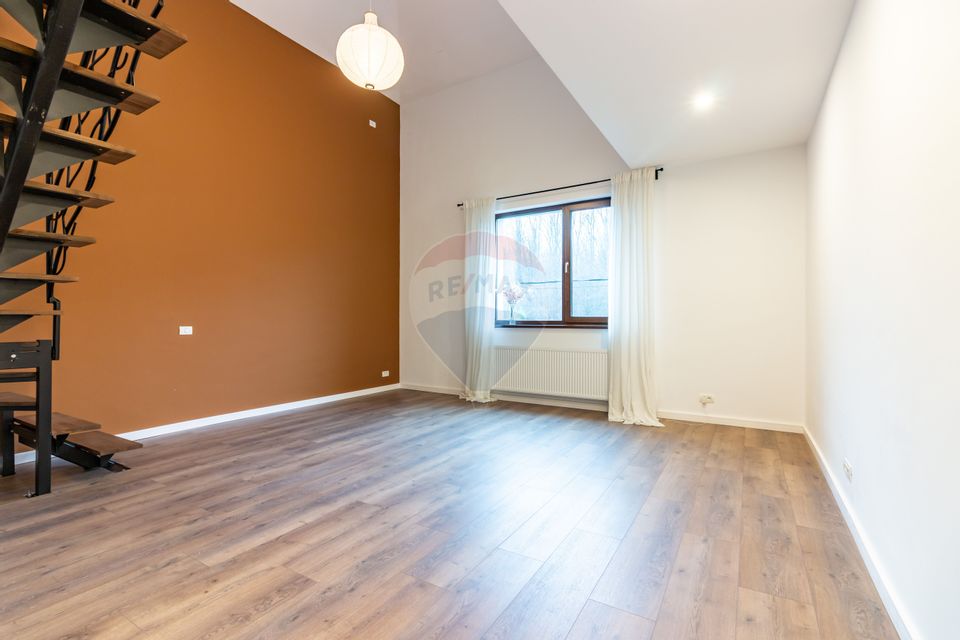 Casă / Vilă de vanzare in Snagov, langa padure, lac la 800 m, centru