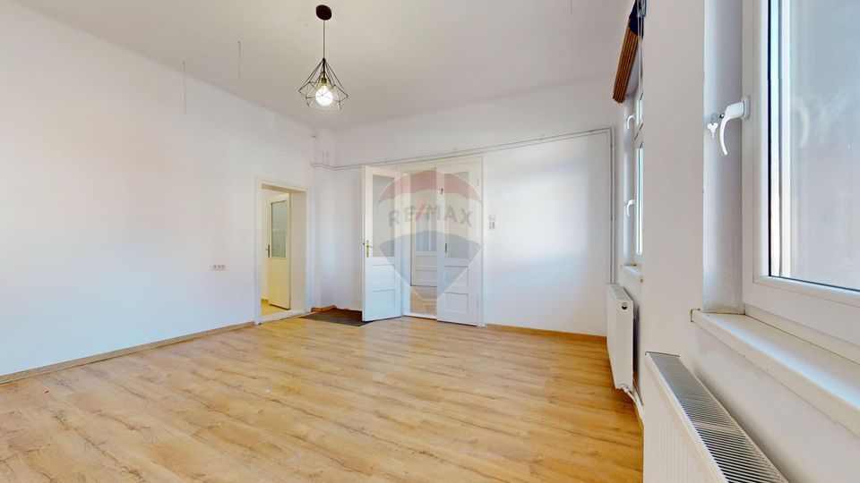 135sq.m Office Space for rent, Aurel Vlaicu area