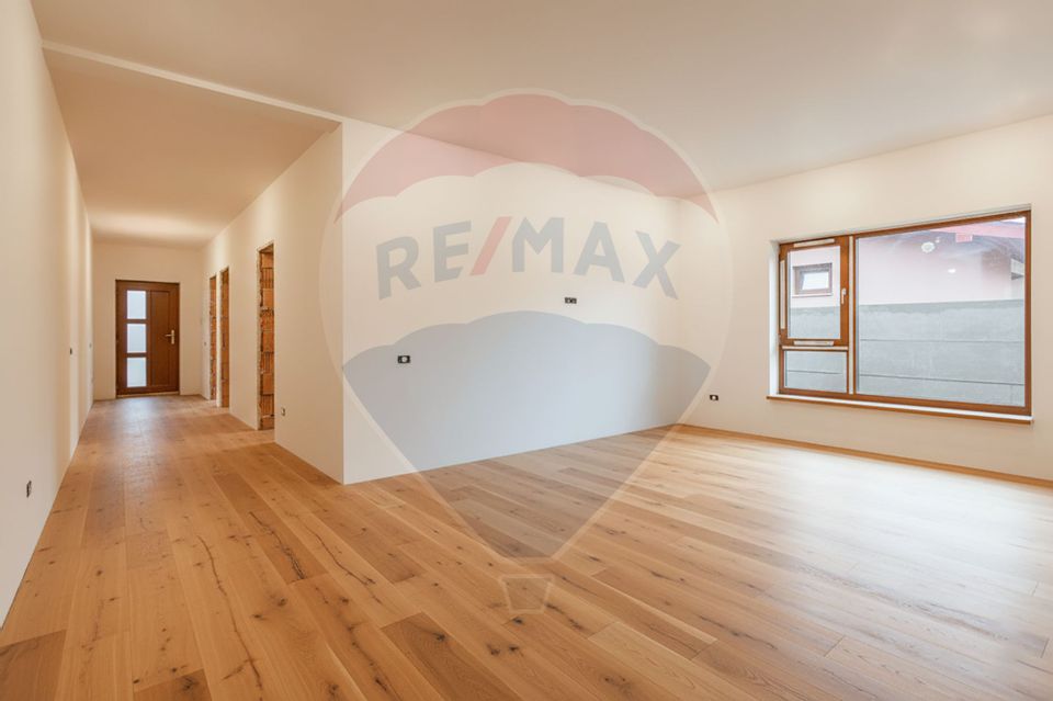 Casă / Vilă cu 3 camere de vânzare