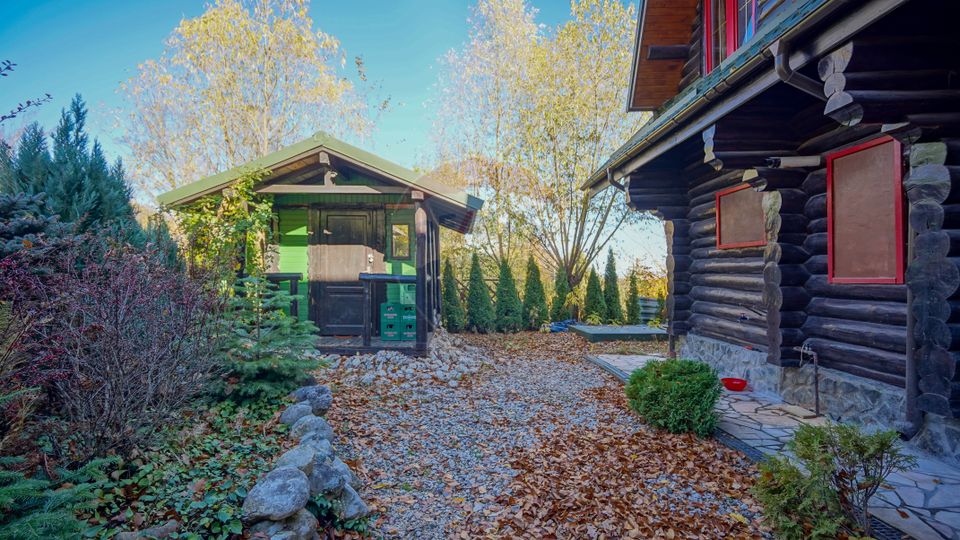 8 room House / Villa for sale