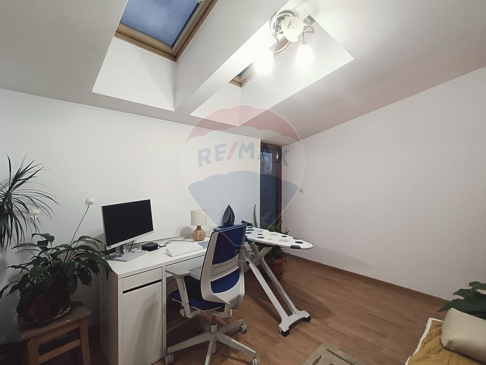 4 room House / Villa for sale