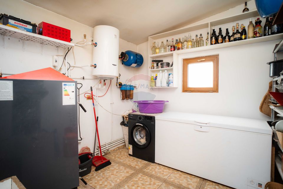 5 room House / Villa for sale, Periferie area