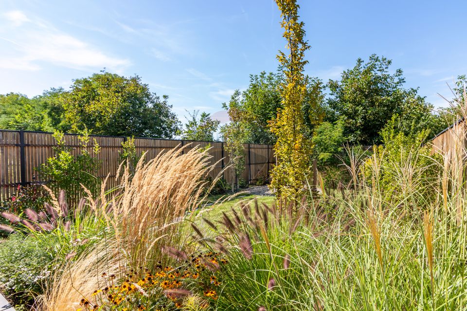 House for sale, Corbeanca area, Lake Hill