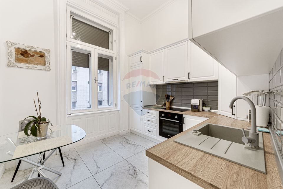 Apartament- Armonios-Spatios 3 camere- zona Ultracentral Mețianu