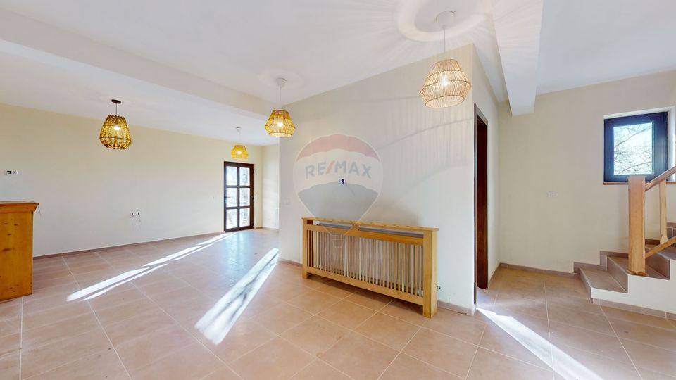 7 room House / Villa for sale