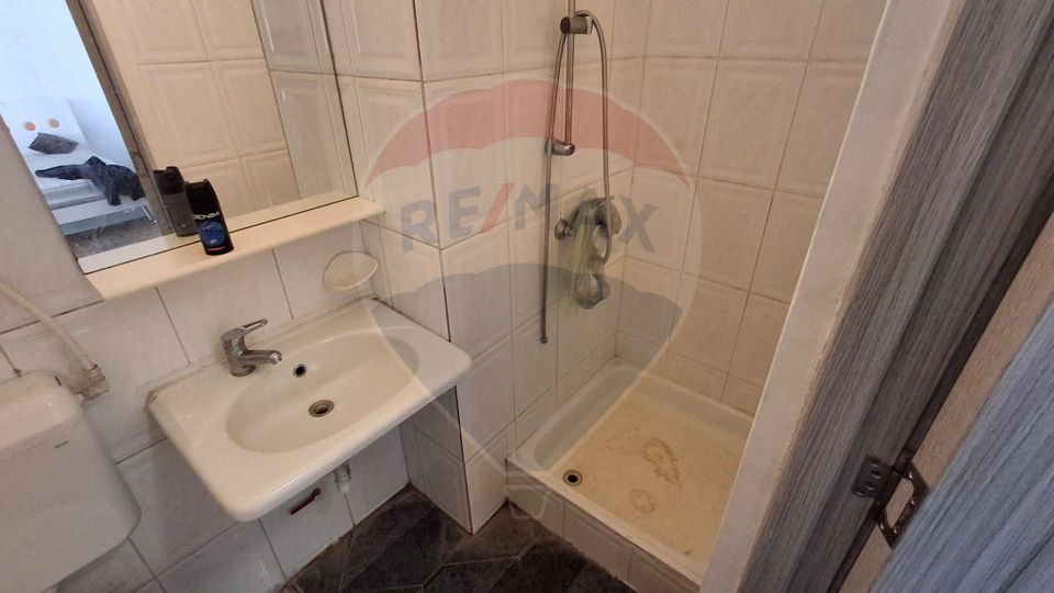 Apartament 1 cameră în Centru – Bd. Revoluției, balcon mare
