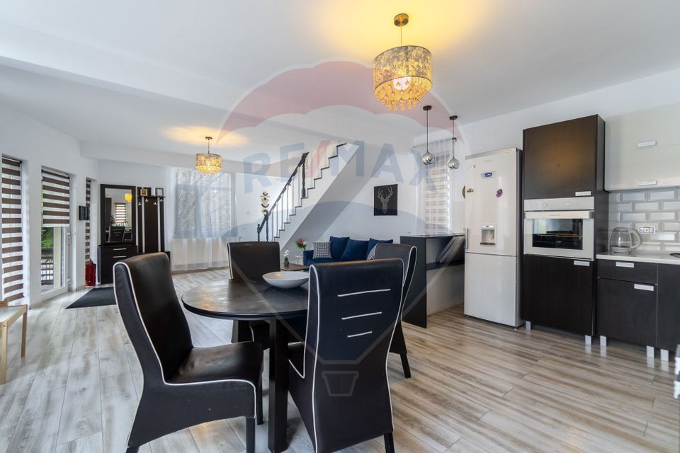 COMISION 0%| Pensiune + Casă de vânzare în Predeal | Business activ |