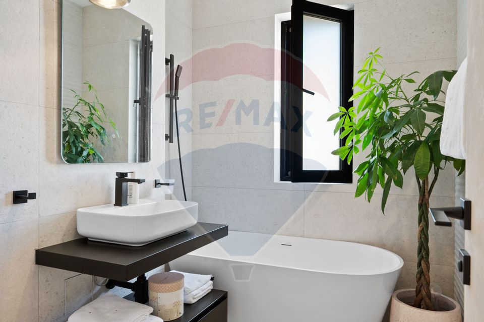 4 room villa for sale - gorgeous in Corbeanca/ Concept designer