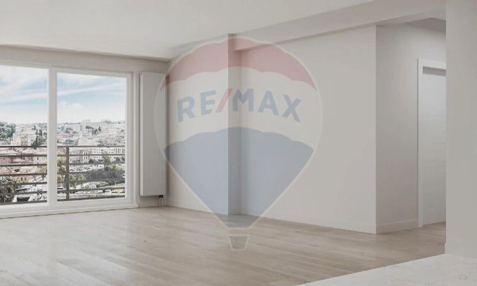 Apartament 4 camere zona Noua