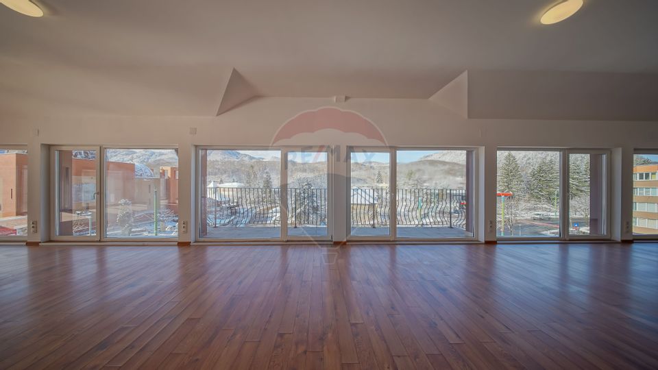 195sq.m Office Space for rent, Astra area