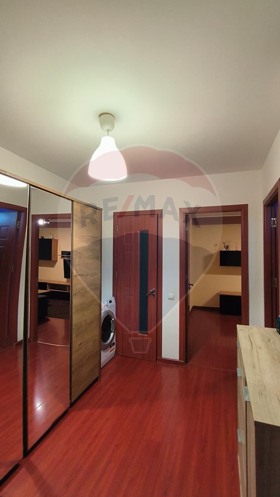 Apartament cu 2 camere de vânzare în zona Micro 21, Galați