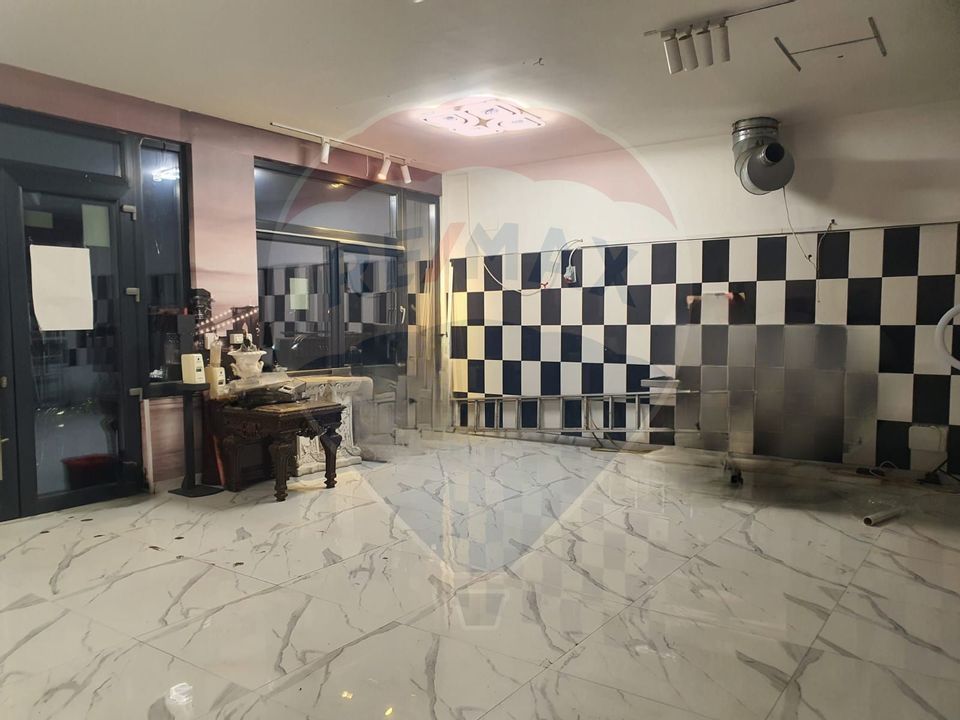 210sq.m Commercial Space for rent, Ferentari area