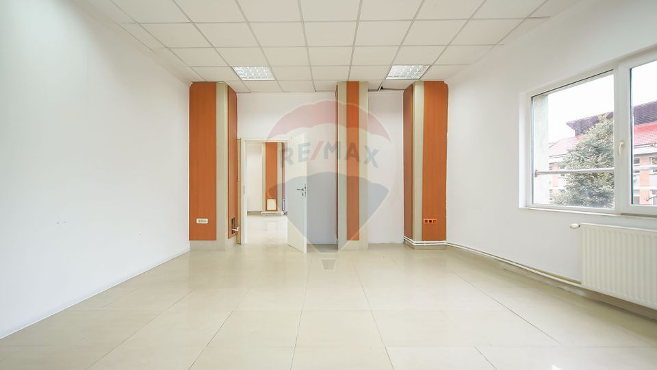 250sq.m Office Space for rent, Central area