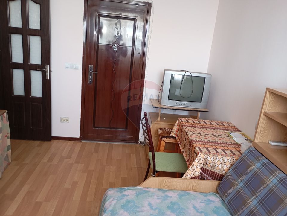 Garsoniera de vânzare în zona Periferie