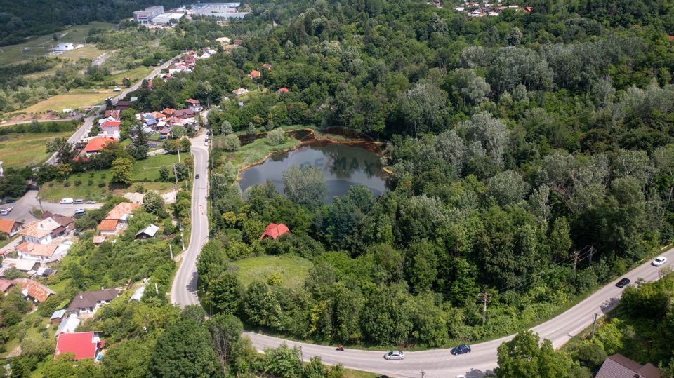 Buildable land in Romania – Tourist and holiday destination near lake