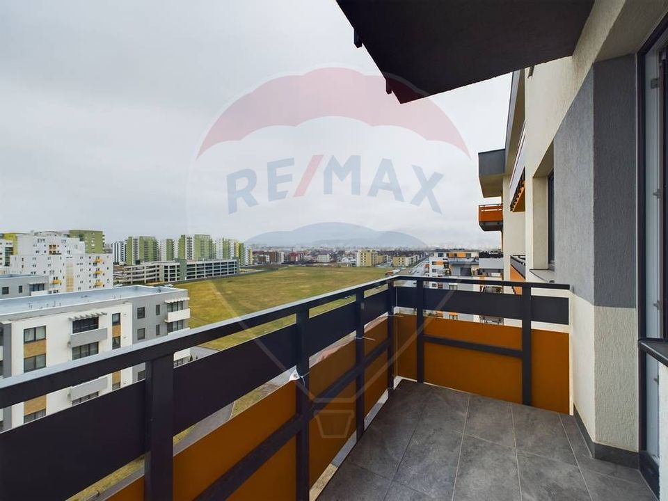 2 room Apartment for rent, Tractorul area