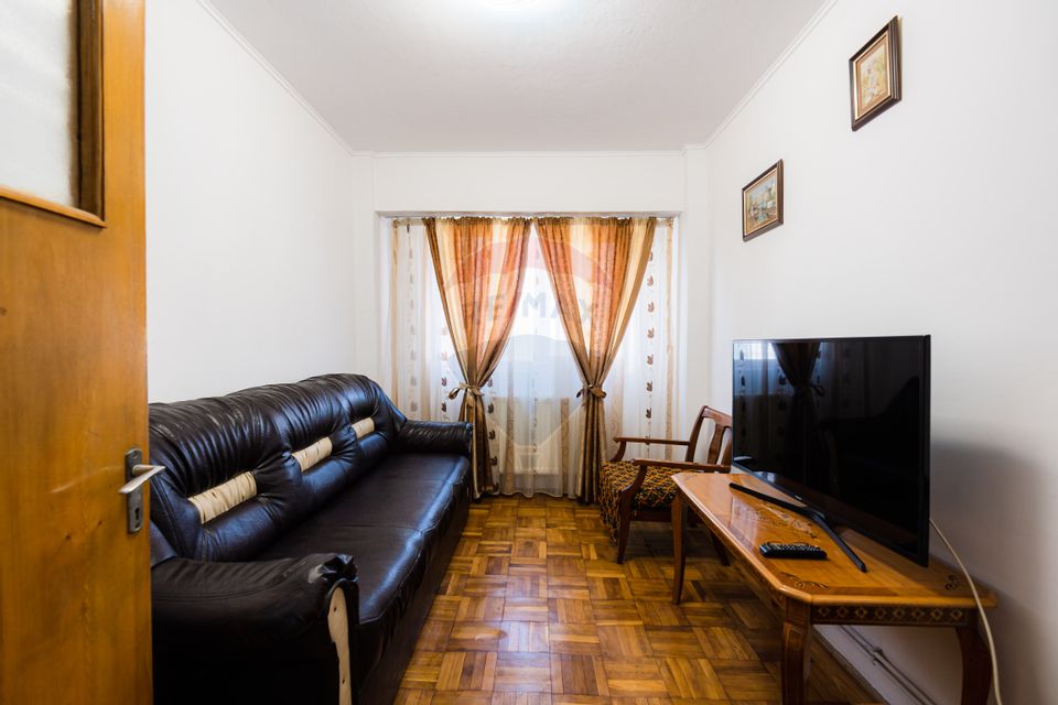 Apartament cu 3 camere Calea Craiovei