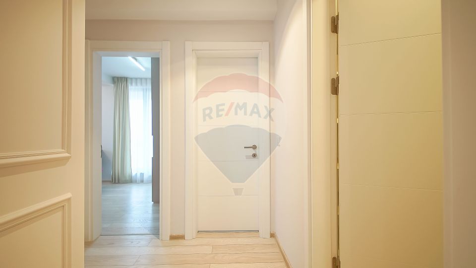 De inchiriat | Apartament 3 camere | Loc de parcare | Zona Tractorul